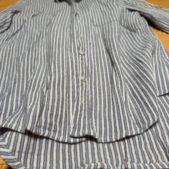Universal thread button down - Picture 3 of 5